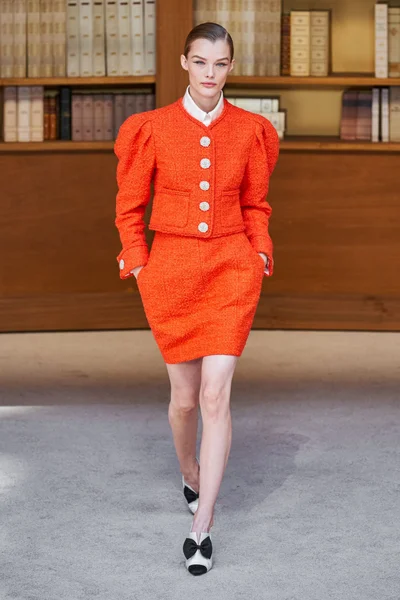 Look 8